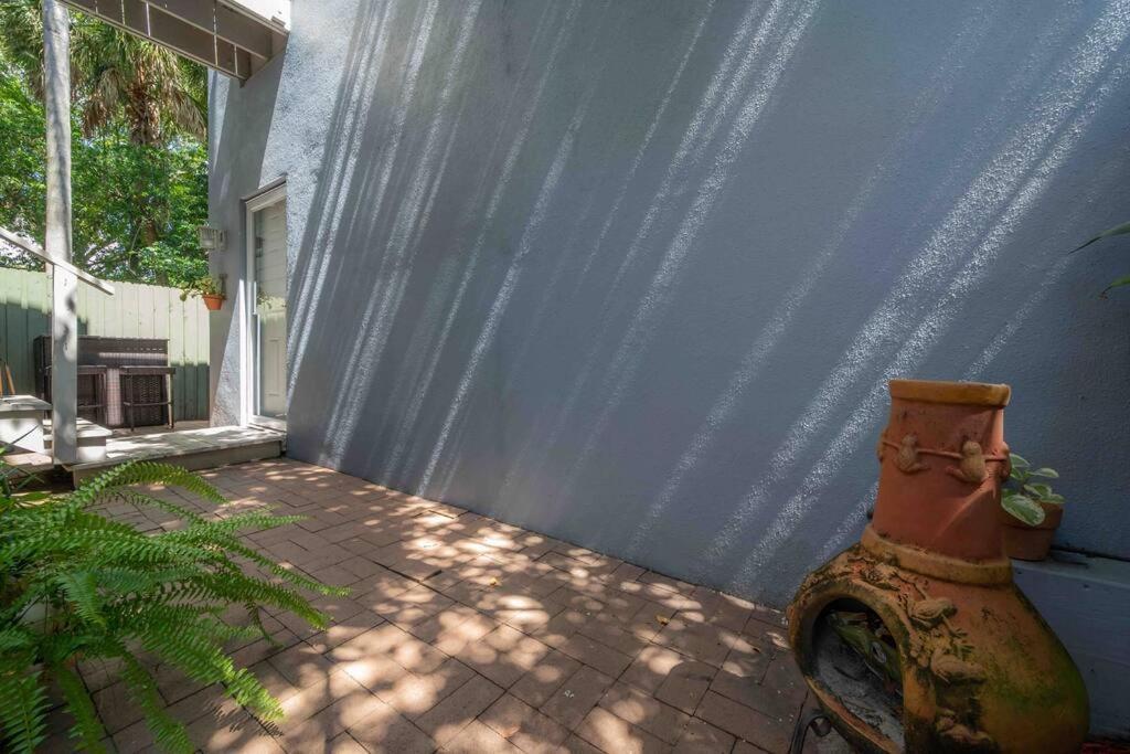 Nawlins Vibe With Rooftop Verandah Near Riverwalk And Downtown Tampa Exterior foto